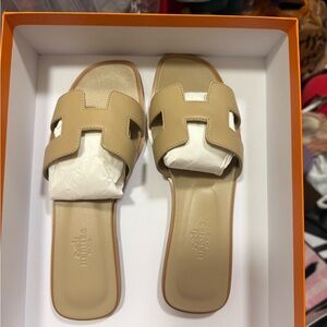 Hermes Beige Women's Slide Sandals